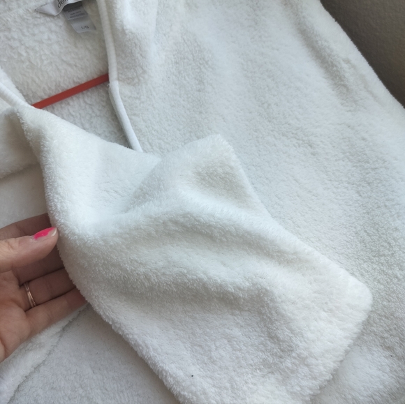 Large plush cozy jacket used great condition - Picture 4 of 6